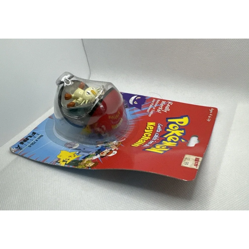Pokemon Vintage Meowth Pokeball Keychain New 1999 Basic Fun 755-0 #52